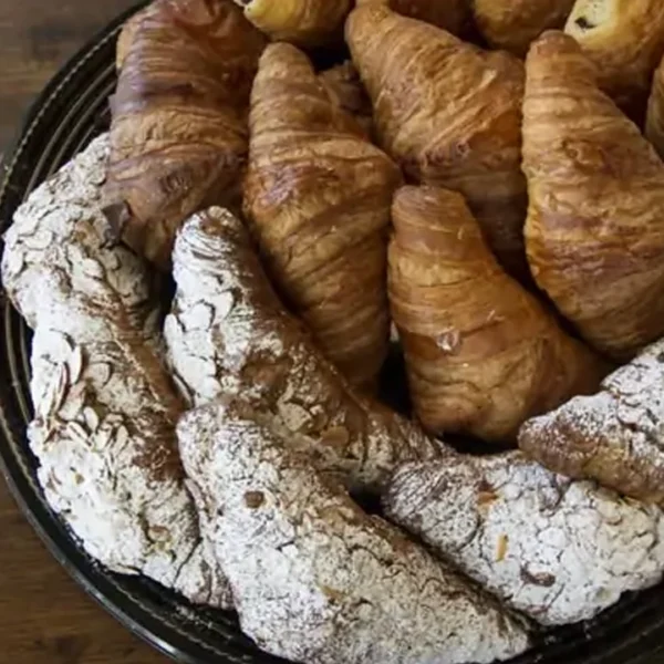 12 Assorted Freshly Made Pastry Tray