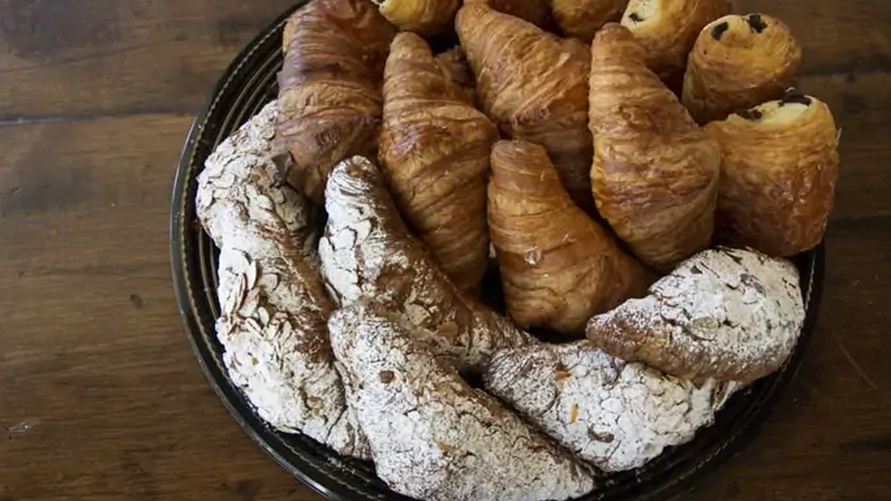 12 Assorted Freshly Made Pastry Tray 12 Assorted Freshly Made Pastry Tray - Image 1
