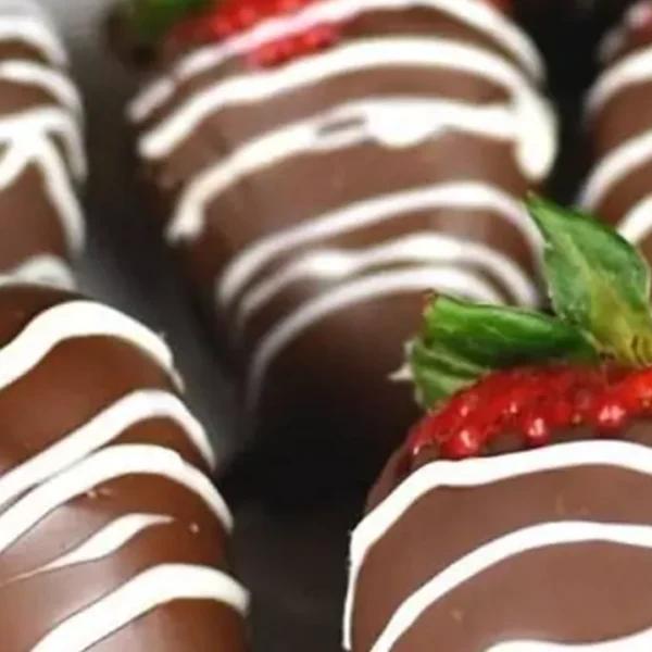 24 Pack Chocolate Covered Strawberries