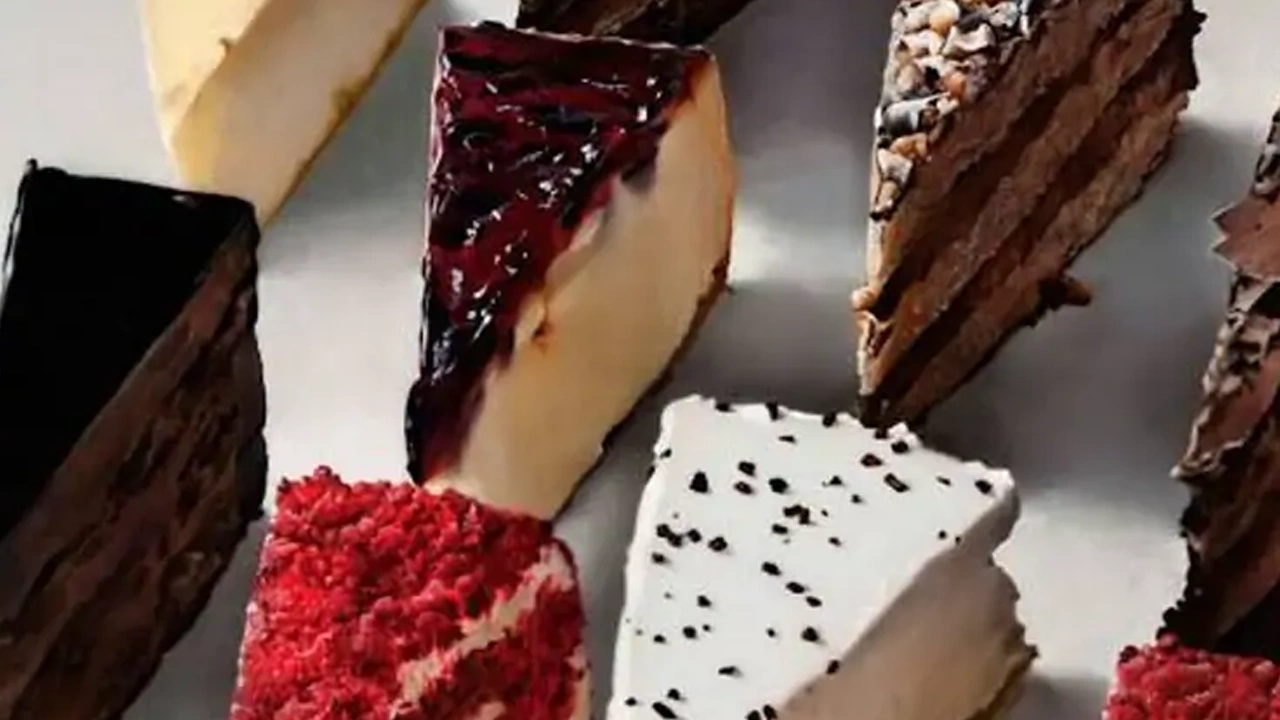 6 Assorted X-Large Cake Slice Bundle 6 Assorted X-Large Cake Slice Bundle - Image 1