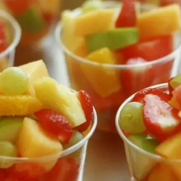 6 Freshly Sliced Fruit Cup