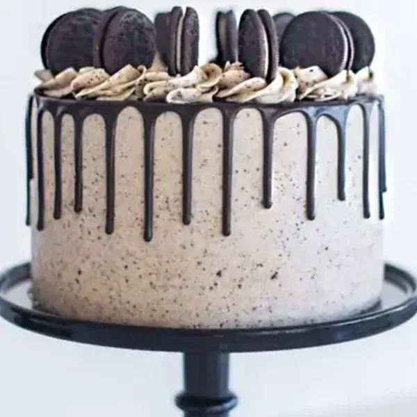 NEW Whole Oreo Cookies and Crumb Cake