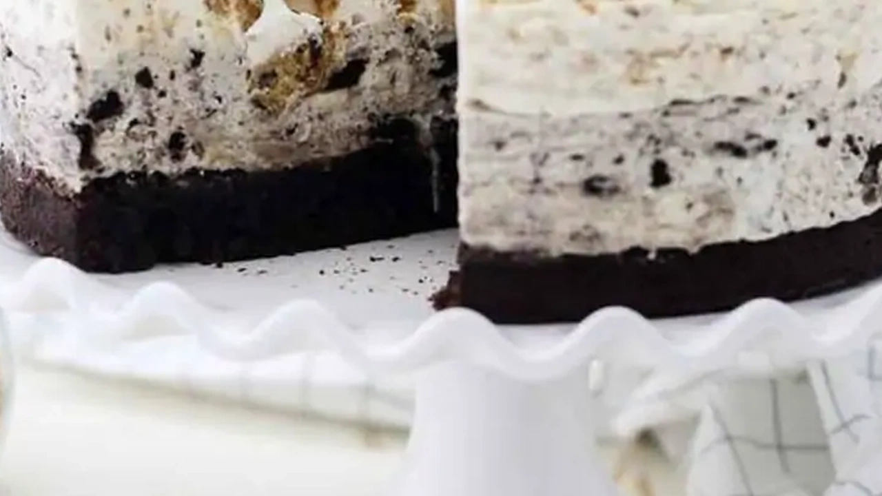 Special X-Large Oreo Cheesecake Slice with Whip Cream Special X-Large Oreo Cheesecake Slice with Whip Cream - Image 1