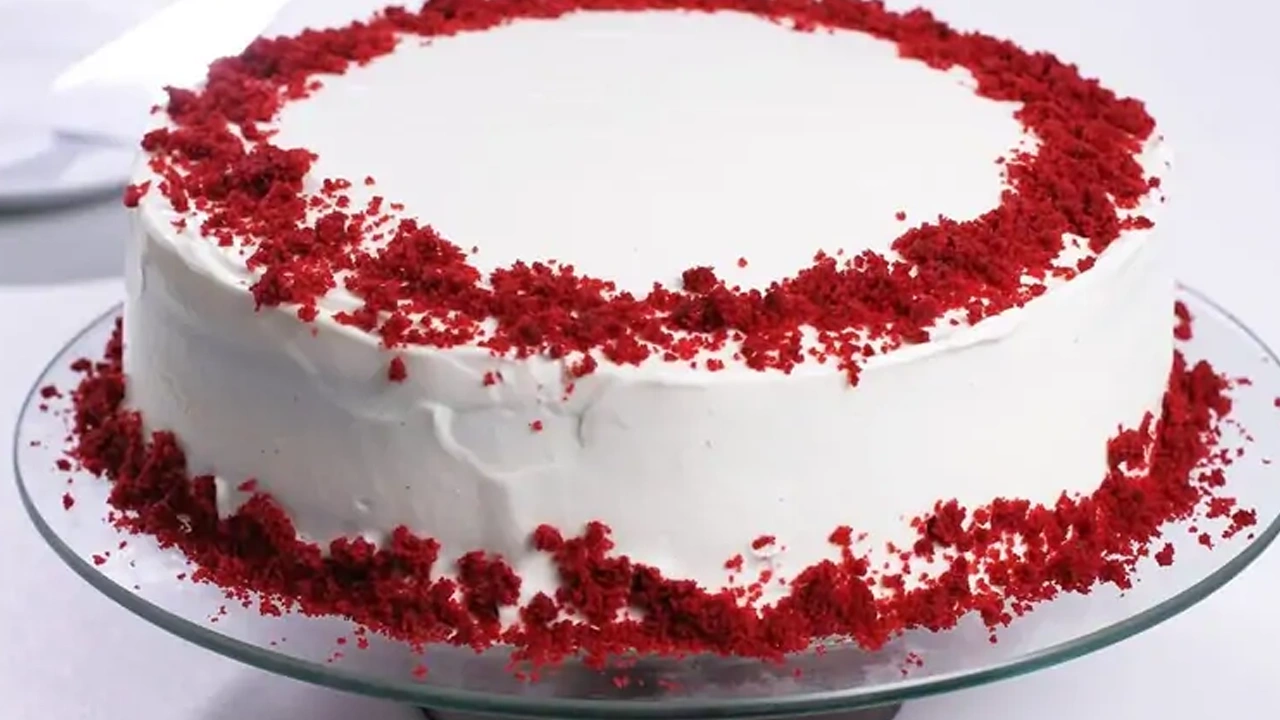 Whole 10 Red Velvet Cake Red Velvet Cake - Image 4