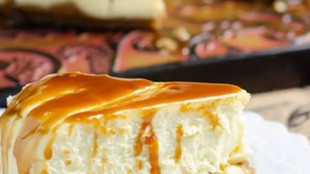 X-Large Caramel Cheesecake Slice with Whip Cream X-Large Caramel Cheesecake Slice with Whip Cream - Image 1