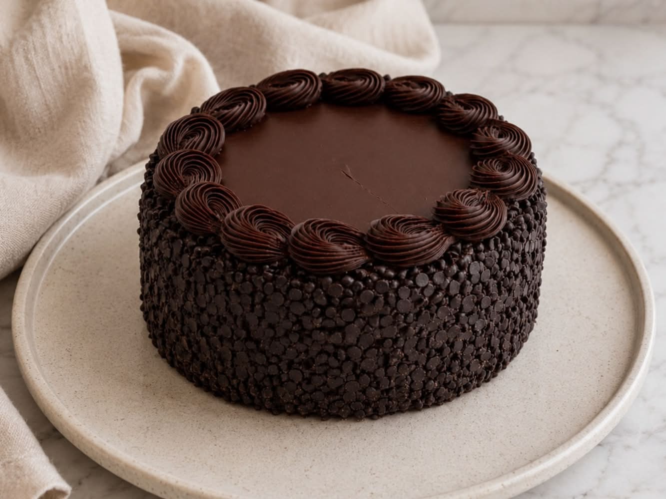 e0b5f48f76ed66702f2c6f7df0cab2dd Triple Chocolate Cake - Image 1